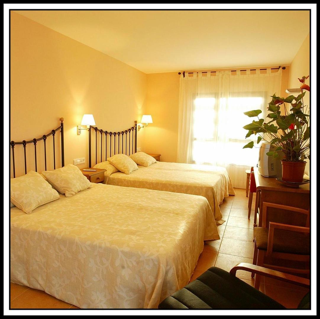 Hotel Era Conte Bierge Bagian luar foto