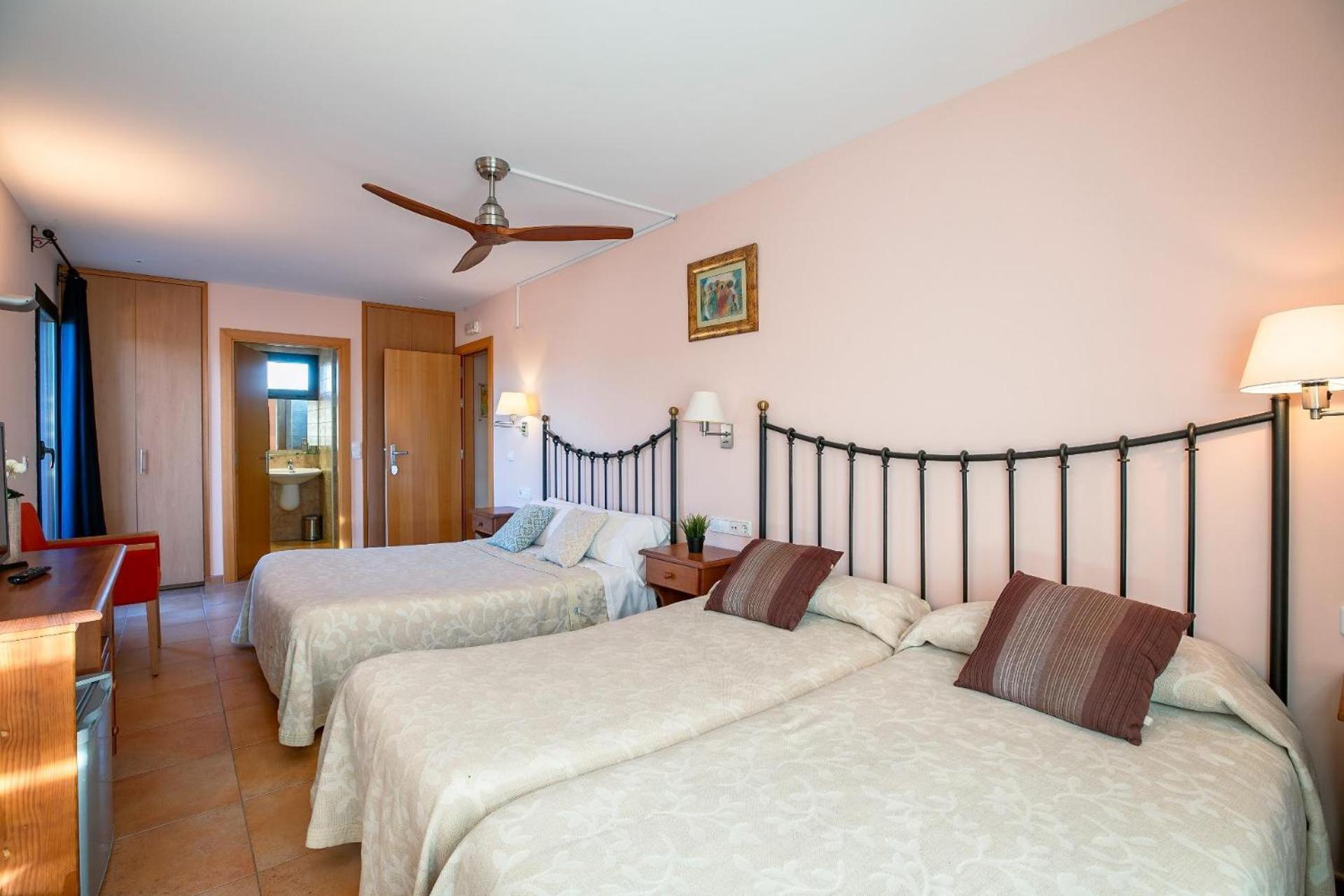 Hotel Era Conte Bierge Bagian luar foto